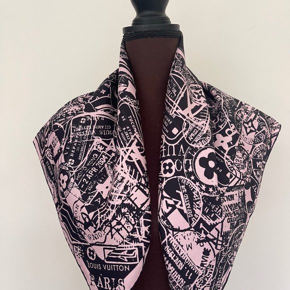 New Louis Vuitton Scarf Luggage Travel Stamps Pink Silk Wrap - Picture 6 of 14